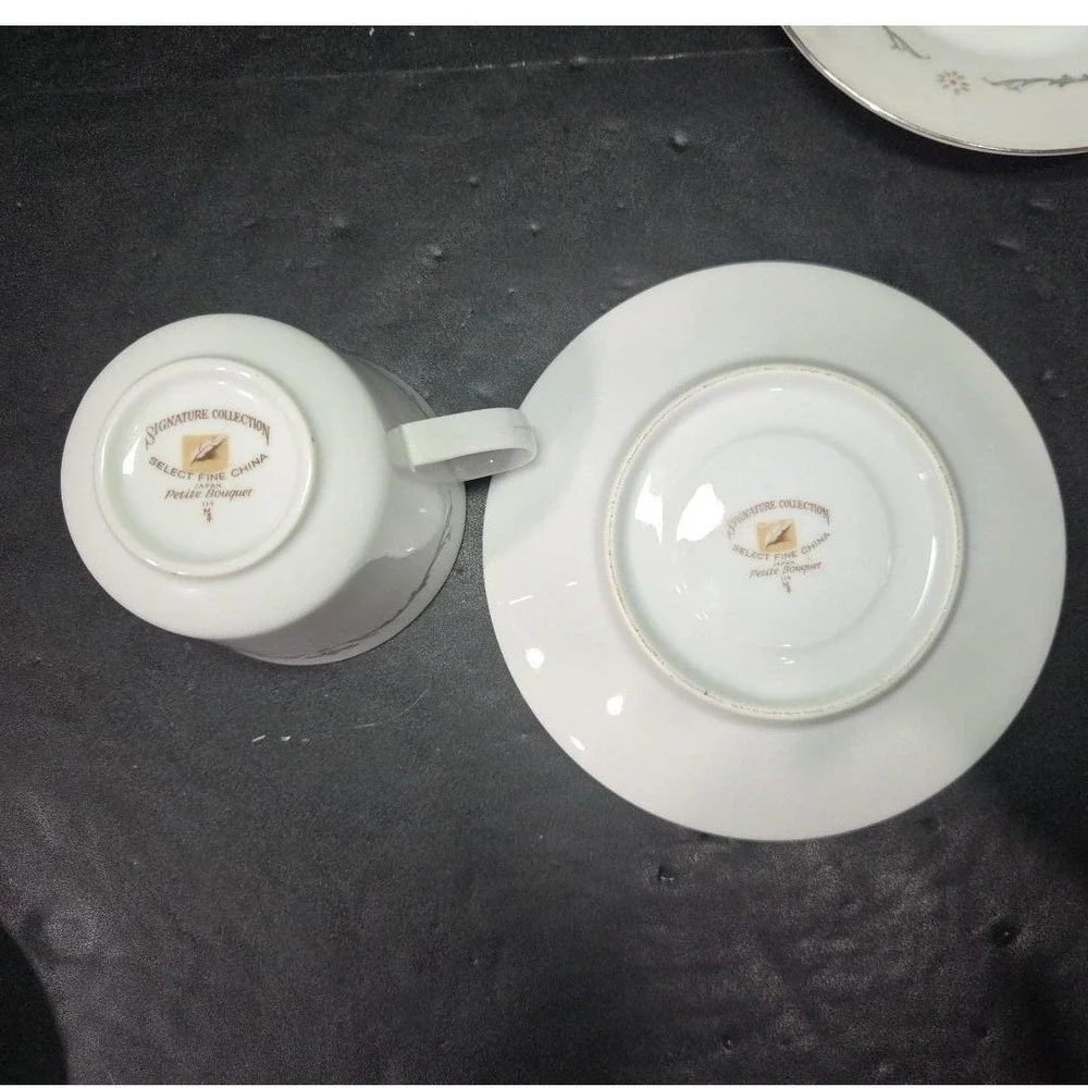 Signature Collection Petite Bouquet Cup & Saucers #114, Set of 2, Vtg Fine China